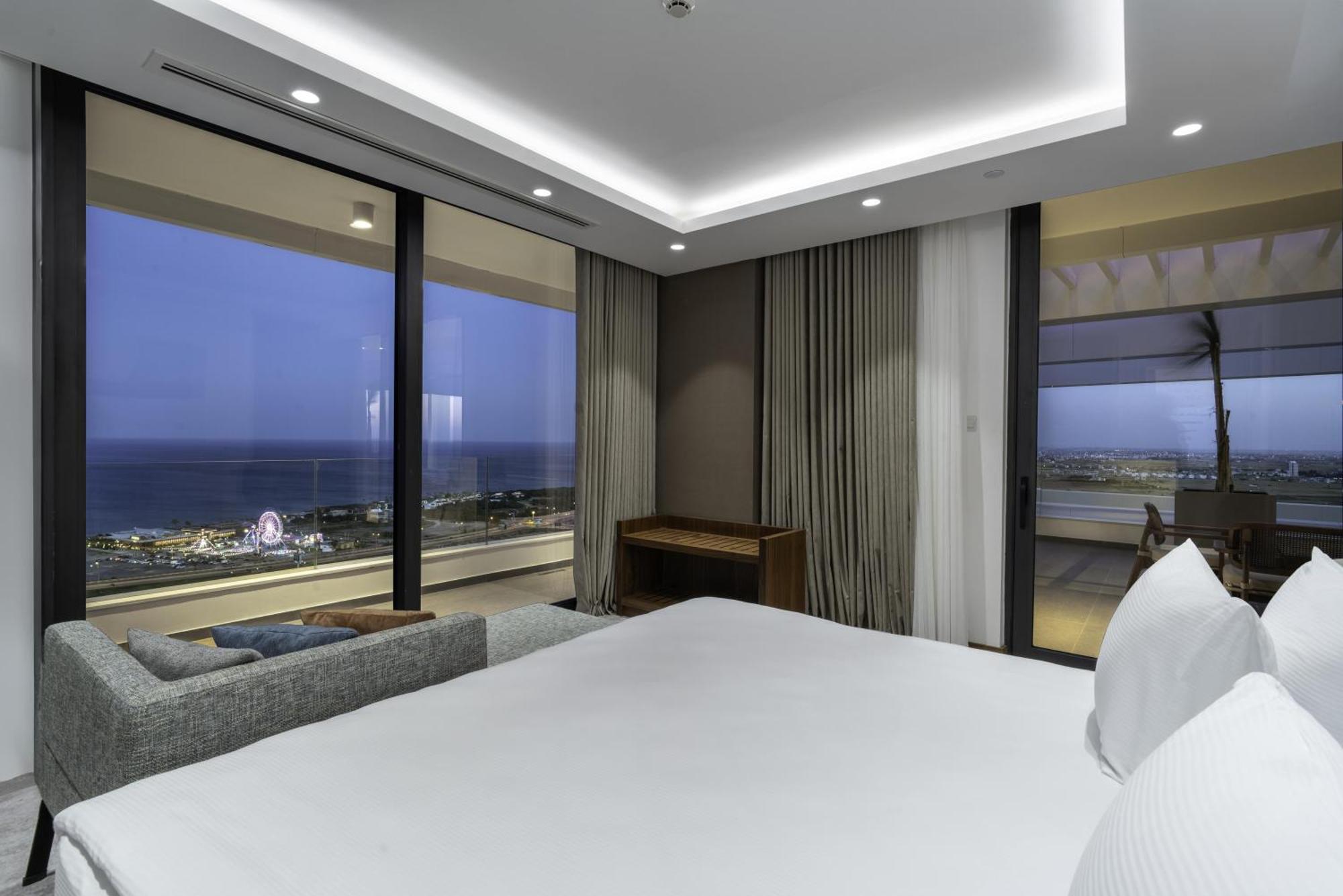 Grand Sapphire Resort & Casino Trikomo Exteriör bild