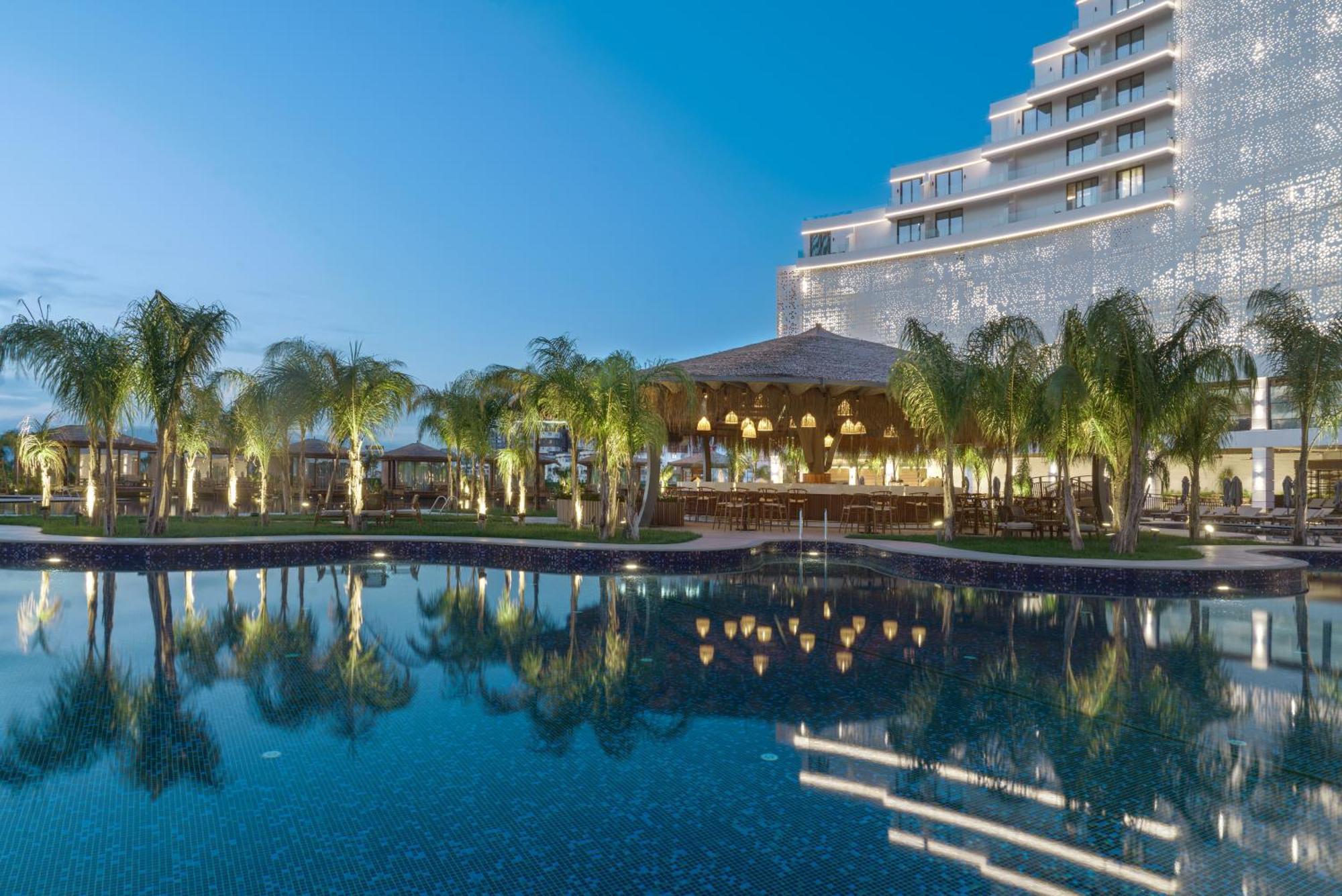 Grand Sapphire Resort & Casino Trikomo Exteriör bild