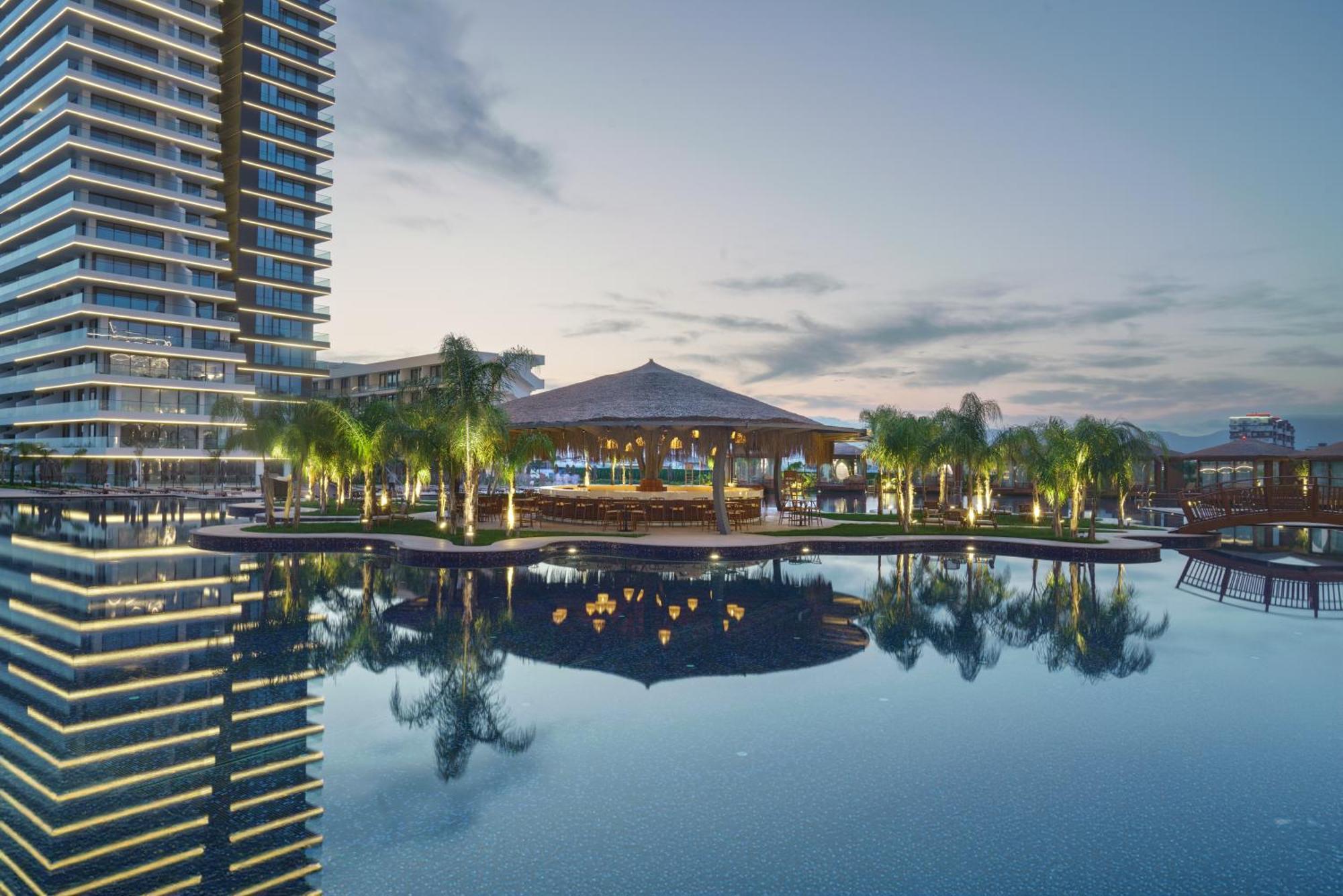 Grand Sapphire Resort & Casino Trikomo Exteriör bild