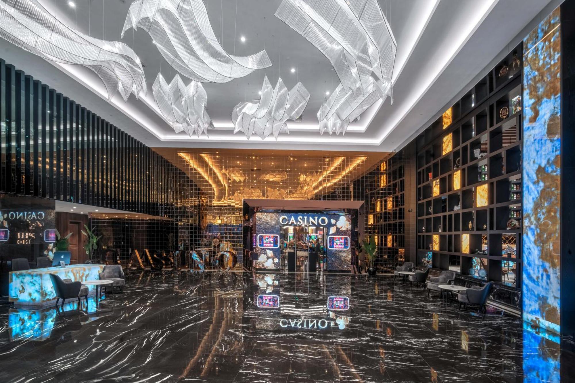Grand Sapphire Resort & Casino Trikomo Exteriör bild