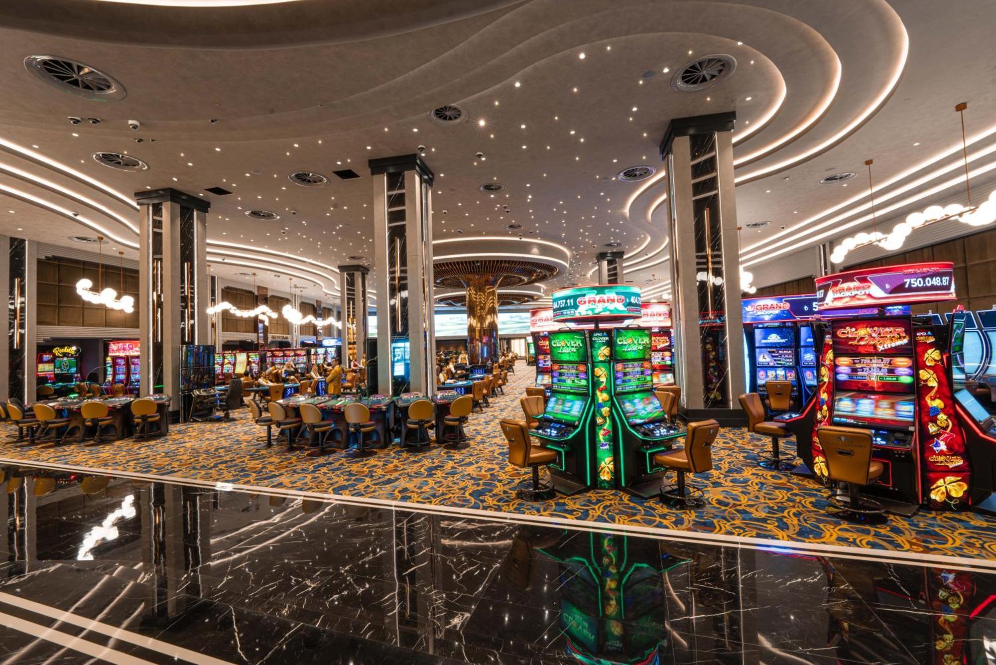 Grand Sapphire Resort & Casino Trikomo Exteriör bild